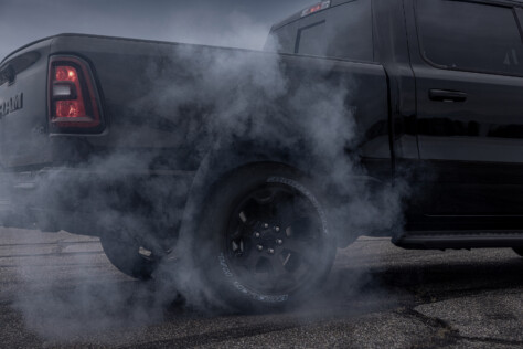 confirmed-the-5-7l-hemi-v-8-is-back-for-2026-ram-1500-2025-06-04_13-37-33_719264