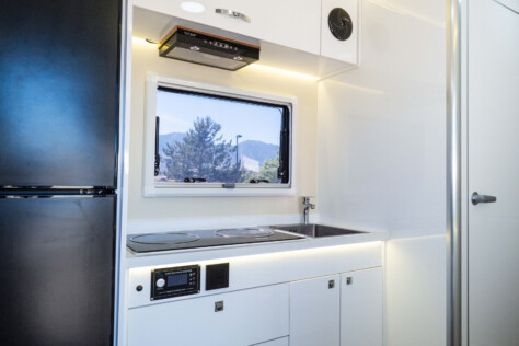hunter-rmv-acela-sherpa-x-4x4-the-perfect-off-grid-platform-2025-06-20_11-29-54_472963