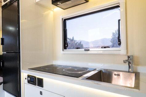 hunter-rmv-acela-sherpa-x-4x4-the-perfect-off-grid-platform-2025-06-20_11-33-14_808251
