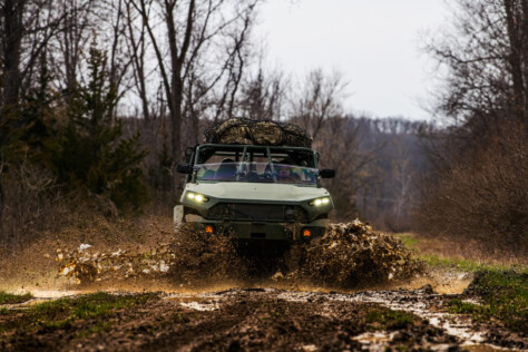 the-armys-combat-king-hides-chevy-colorado-zr2-parts-2025-06-24_16-19-14_056055