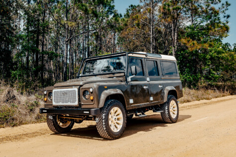 1995-land-rover-defender-110-project-daybreak-2025-08-26_13-56-29_392889